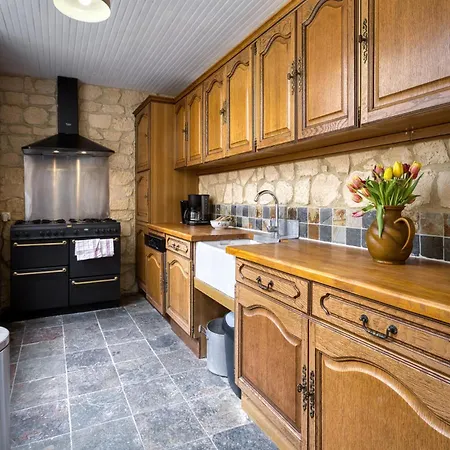 Holiday home Awesome In *