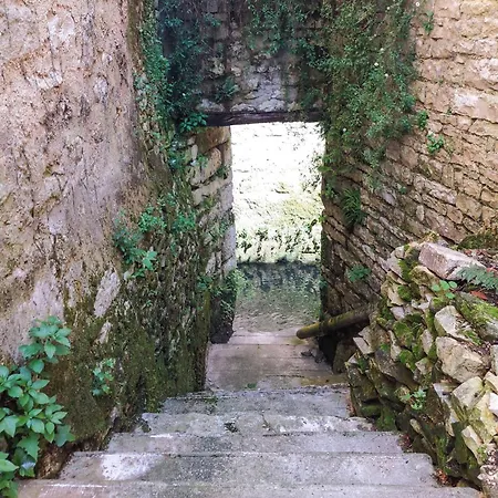 Awesome Home In Verteuil-Sur-Charente With Wifi * Verteuil-sur-Charente