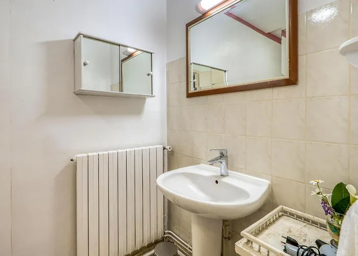 Awesome In Verteuil-sur-Charente