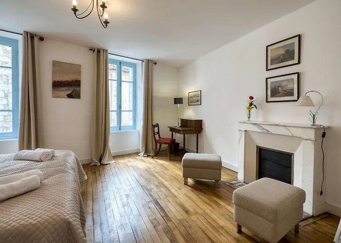 Awesome In * Verteuil-sur-Charente