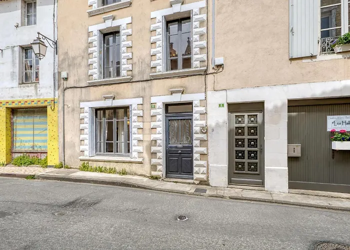 Awesome In Verteuil-sur-Charente